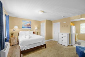 Oak Shores Studio 4